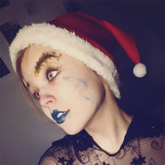Ugly makeup + Christmas tree eyebrows.
