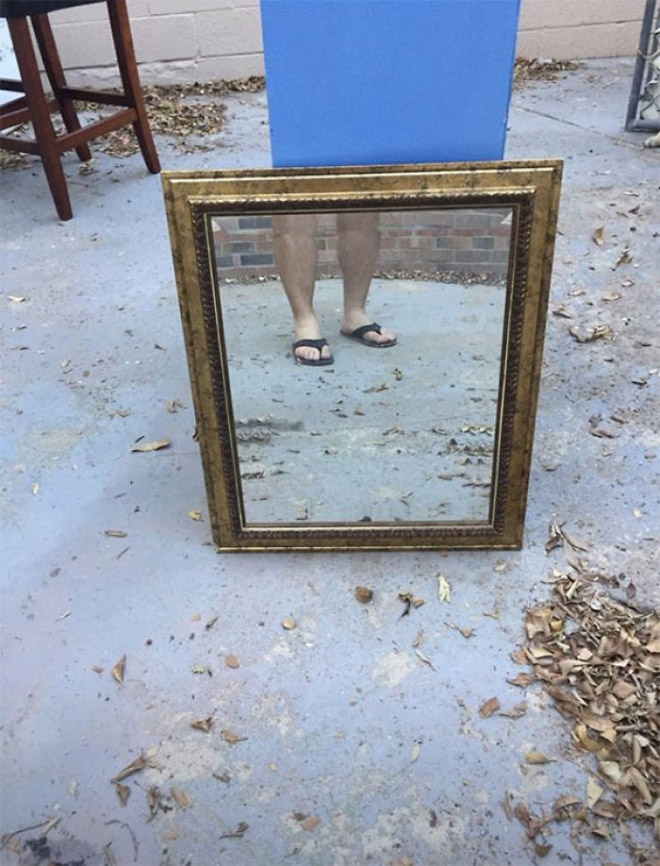 Funny mirror selling photo.