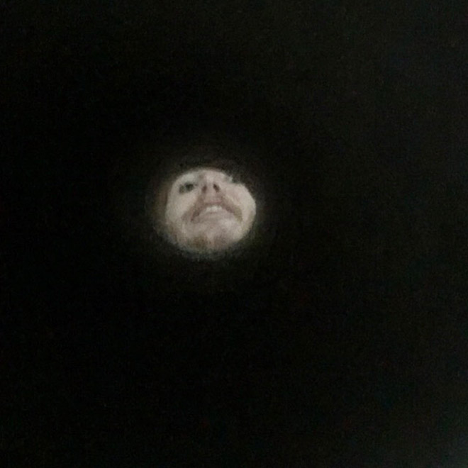 Wanna look like the Moon? Take a selfie through the toilet paper roll!