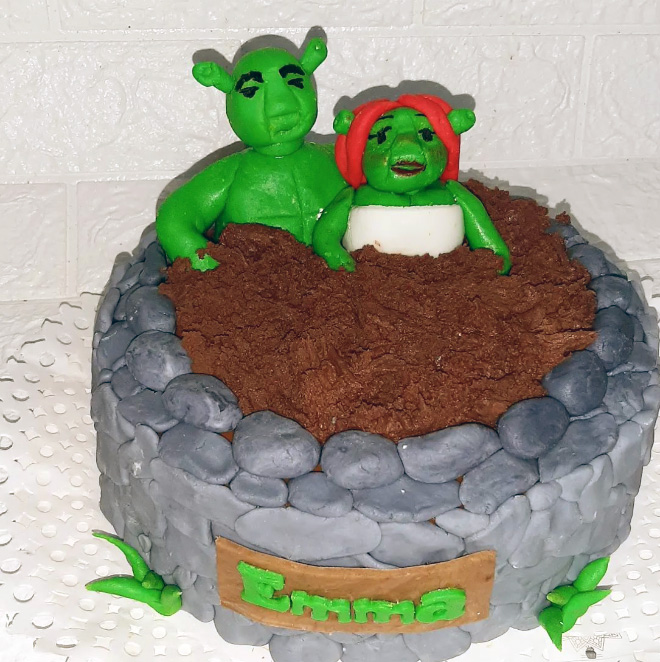 Shrek cake fail.