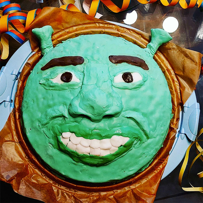 Shrek cake fail.