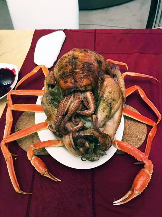 Happy Thanksgiving and enjoy some Cthulhu turkey!